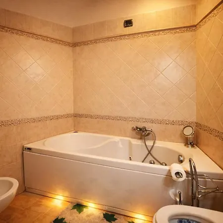 Excellent Palace Affittacamere